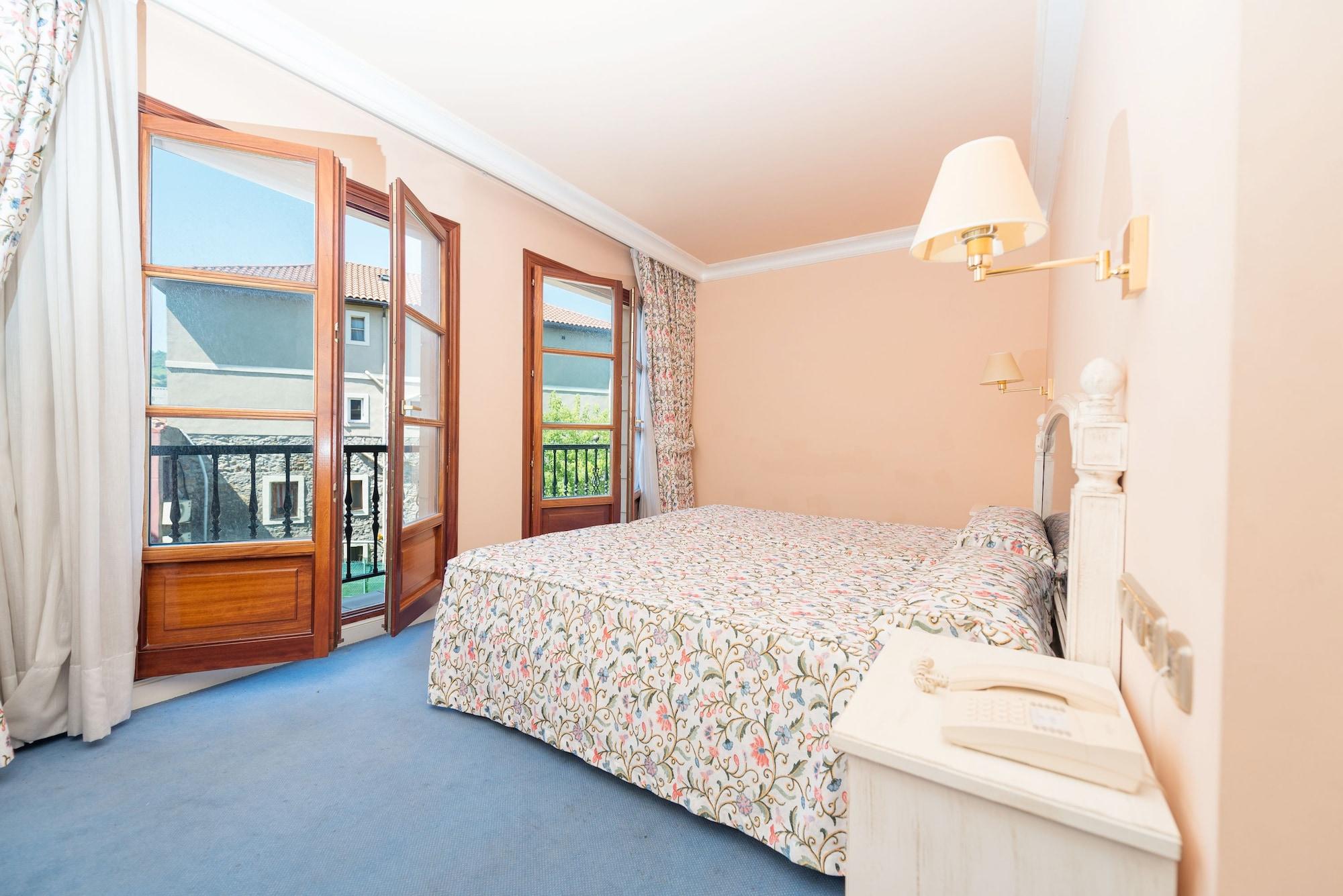 Tryp Bilbao Sondika Hotel Bagian luar foto