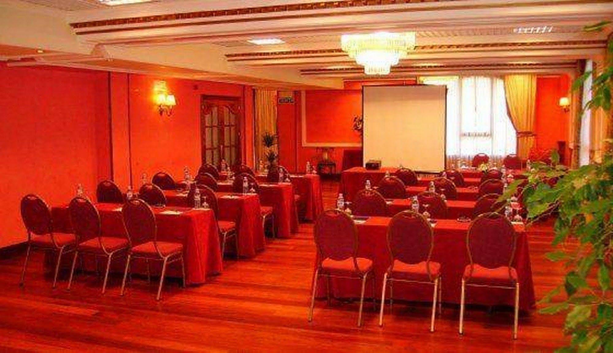 Tryp Bilbao Sondika Hotel Fasilitas foto